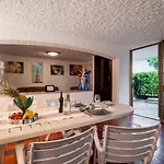 Timo's Art House Dormelletto