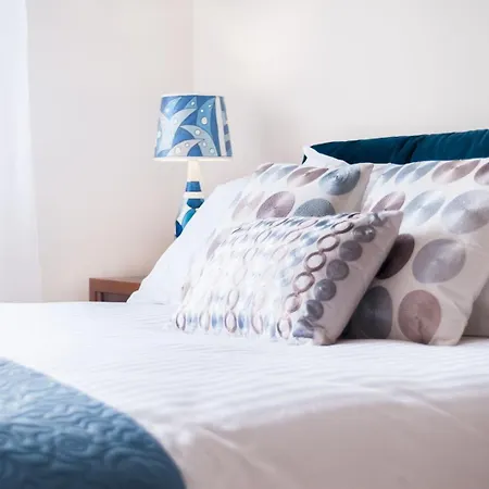 Timo's Art House Apartment