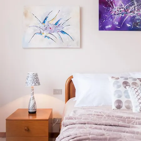 Timo's Art House Apartment