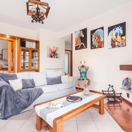 Apartment Timo's Art House