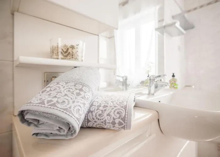 Timo's Art House * Dormelletto